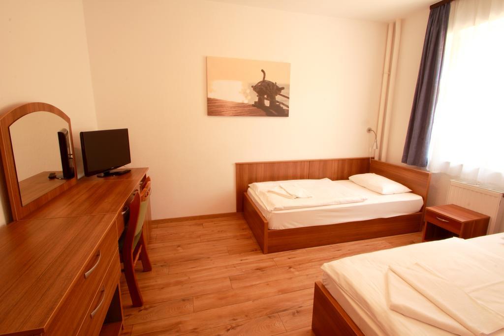 Aquilo Hotel Panorama Тихань Экстерьер фото