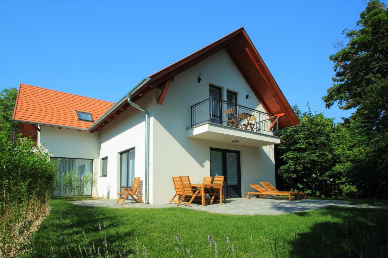 Aquilo Hotel Panorama Тихань Экстерьер фото